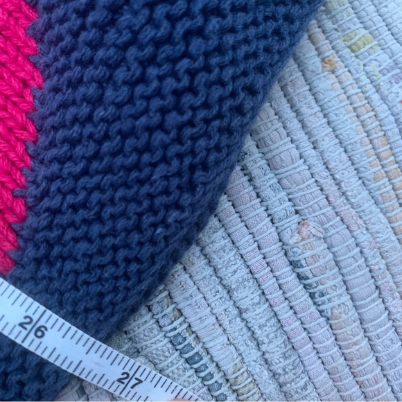 Vintage 80’s hand knit Sun patterned sweater small - Picture 6 of 10